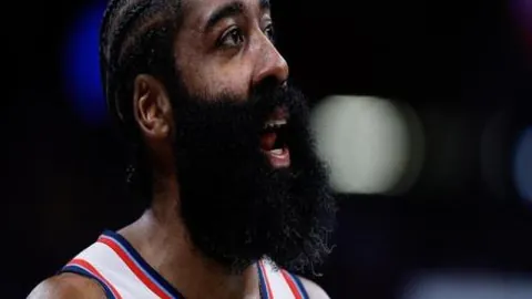 曼联轻视乌加特，阿玛尔再受好评